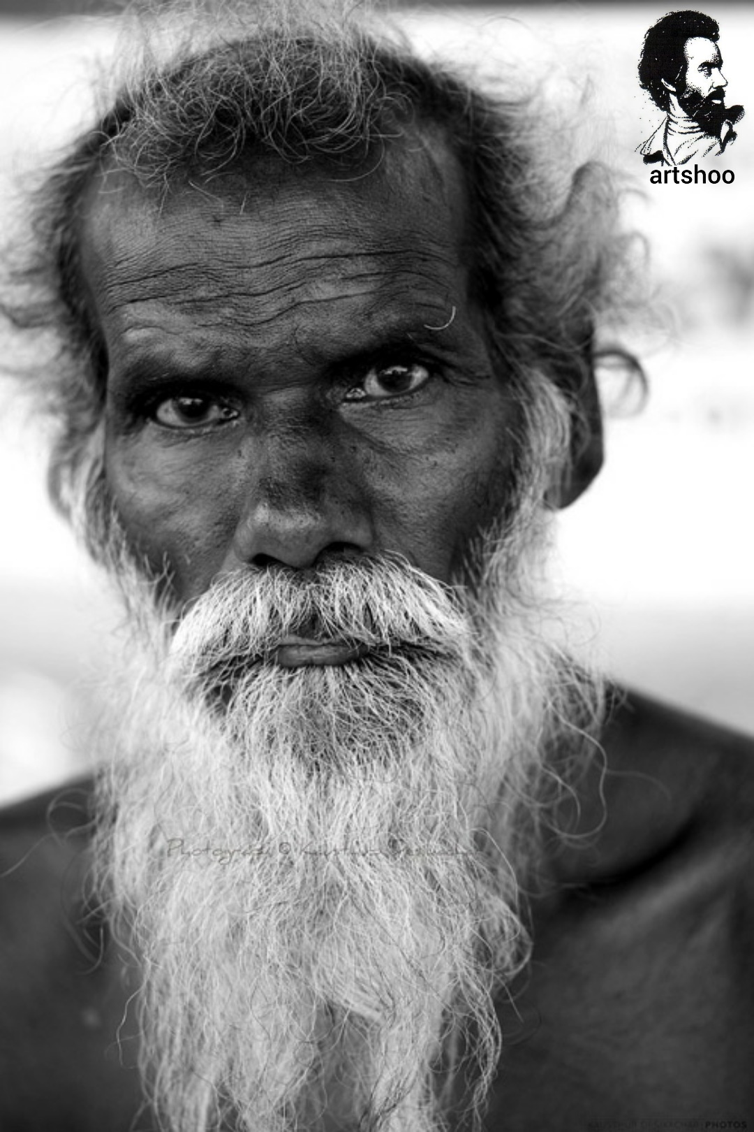 مدل پرتره سیاه قلم